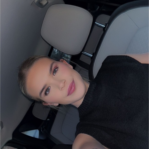 anna_roberts17